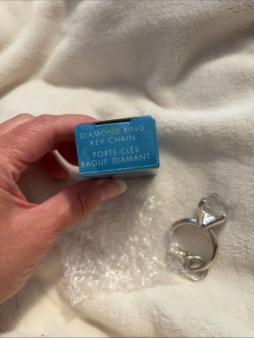 Avon diamond ring key chain